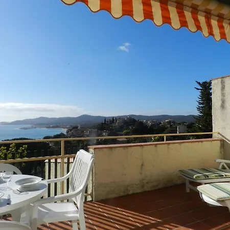 Apartment Le Lavandou, 2 Pieces, 4 Personnes - Fr-1-251-623 *