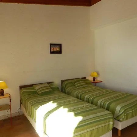 Le Lavandou, 2 Pieces, 4 Personnes - Fr-1-251-623 Apartment